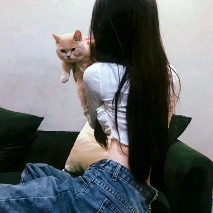 缄默嘶喊